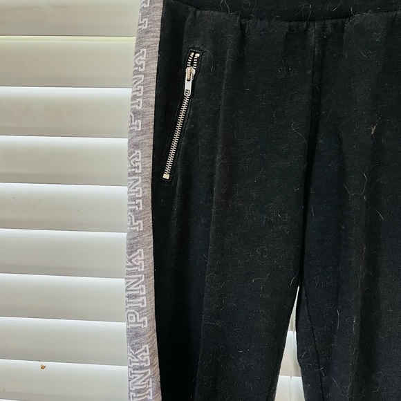 Victoria’s Secret PINK Campus Jogger - Picture 2 of 5